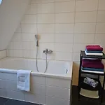 Grosses Doppelhaus Unter Reet * Rerik