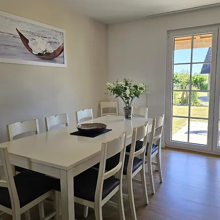 Tatil Evi Grosses Doppelhaus Unter Reet