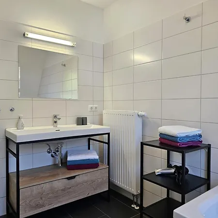 Tatil Evi Grosses Doppelhaus Unter Reet *