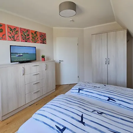 Tatil Evi Grosses Doppelhaus Unter Reet