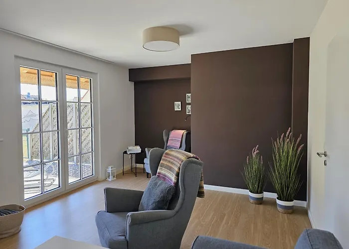 Tatil Evi Grosses Doppelhaus Unter Reet