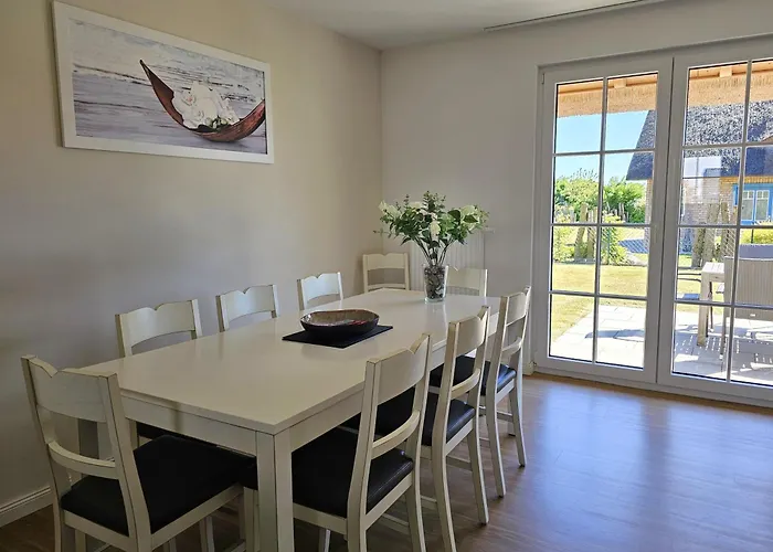 Tatil Evi Grosses Doppelhaus Unter Reet