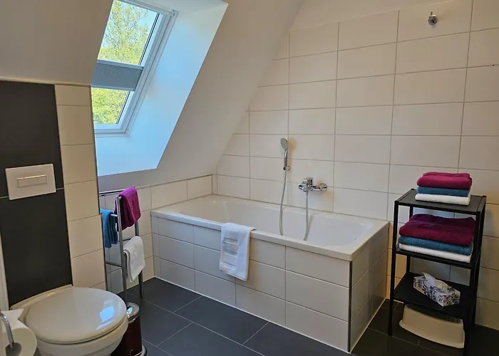 Grosses Doppelhaus Unter Reet *
